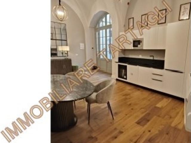 Quadrilocale in vendita a Firenze piazza san felice 1