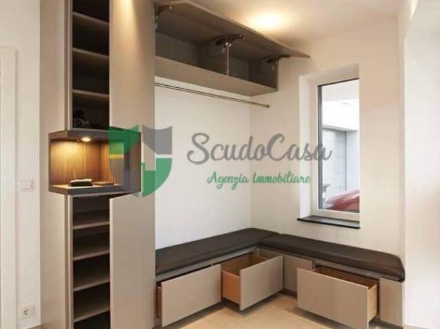 Quadrilocale in vendita a Firenze via del Paradiso, 60, Fortini