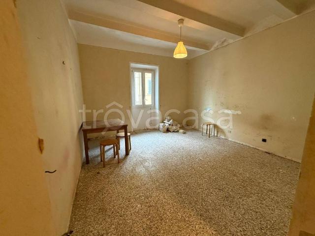 Quadrilocale in vendita a Firenze via dell'Anconella, Ponte alla Vittoria