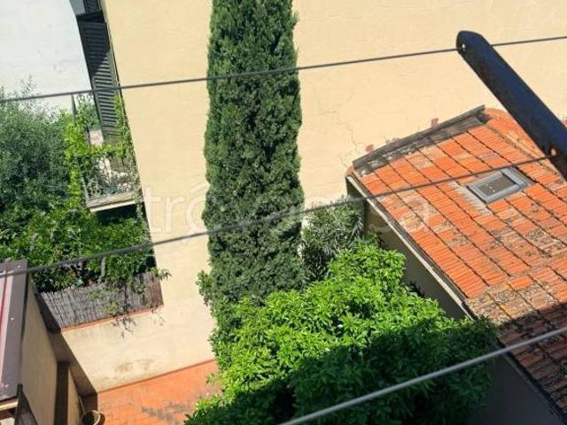 Quadrilocale in vendita a Firenze via Enrico Tazzoli, Campo di Marte