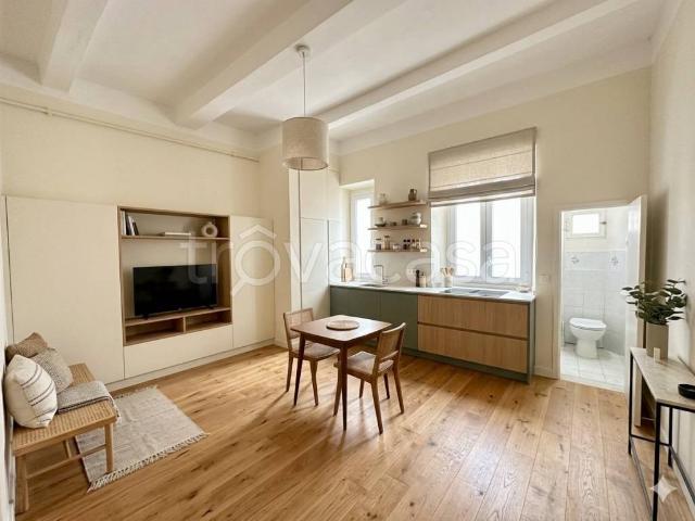 Quadrilocale in vendita a Firenze via Pisana, 9, Ponte alla Vittoria