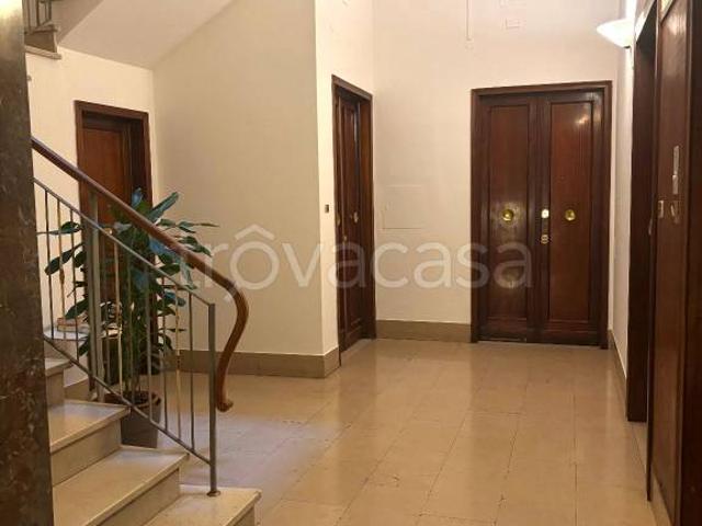 Quadrilocale in vendita a Firenze viale dei Mille, 100, Campo di Marte