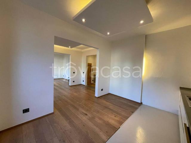 Quadrilocale in vendita a Firenze viale dei mille, 130, Campo di Marte