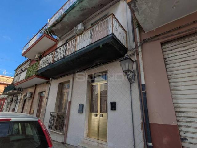 Quadrilocale in vendita a Floridia via mattoetti, 30