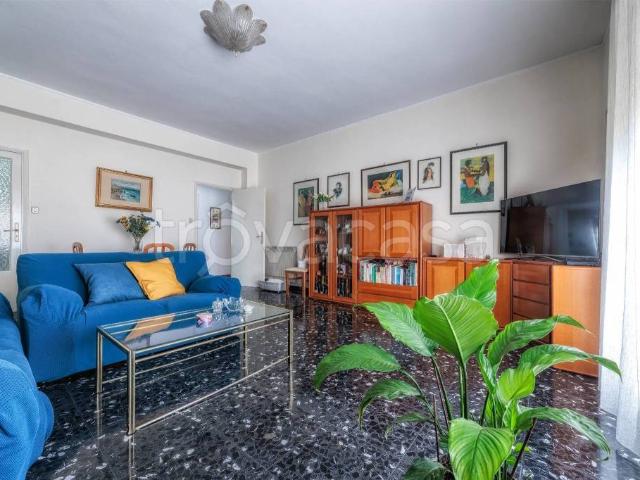 Quadrilocale in vendita a Formia via Adalgiso Ferrucci