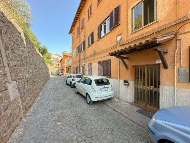 Quadrilocale in vendita a Frascati via della Sorgente, 6