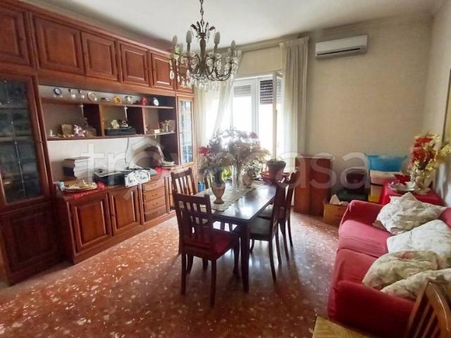 Quadrilocale in vendita a Frascati via delle Fratte