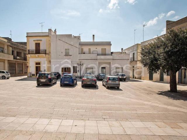 Quadrilocale in vendita a Gagliano del Capo piazza San Rocco