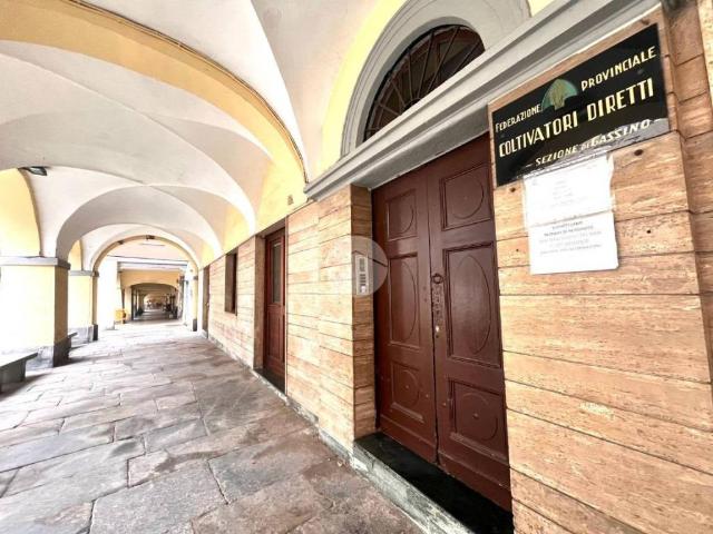 Quadrilocale in vendita a Gassino Torinese piazza chiesa, 2