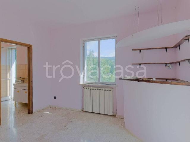 Quadrilocale in vendita a Gavi