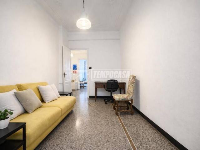 Quadrilocale in vendita a Genova via Antonio Cantore 30, Sampierdarena