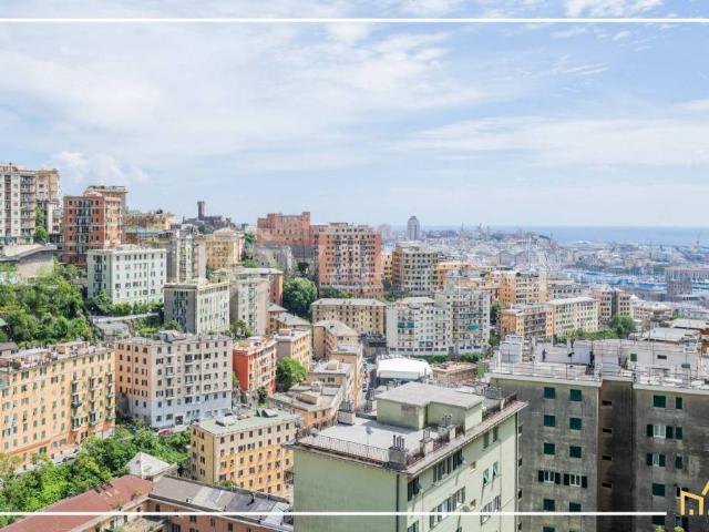 Quadrilocale in vendita a Genova via Bari, 31, San Teodoro