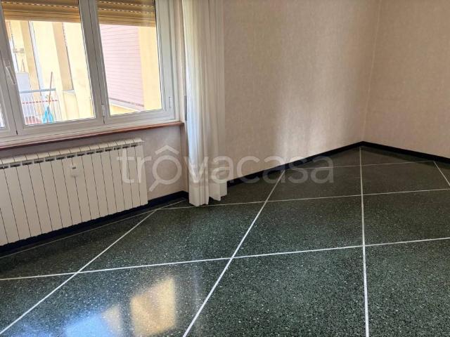 Quadrilocale in vendita a Genova via Giovanni Opisso, Pegli