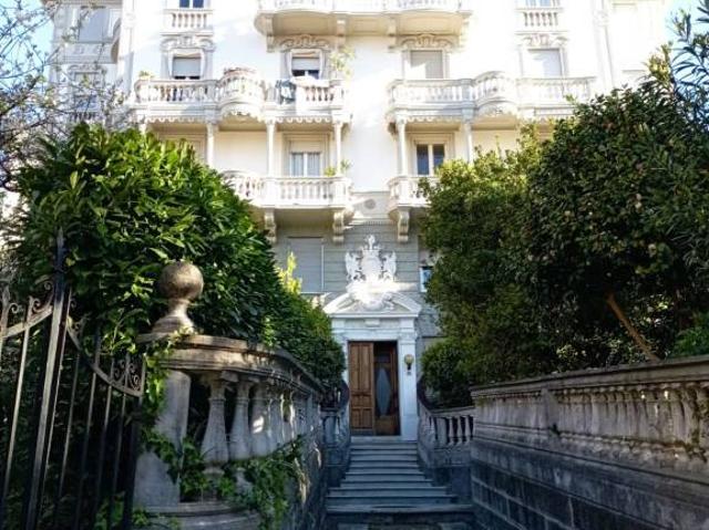 Quadrilocale in vendita a Genova via delle Ripe, Multedo