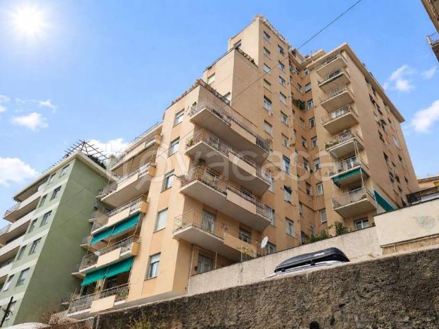 Quadrilocale in vendita a Genova via Ogerio Pane, 3, Castelletto