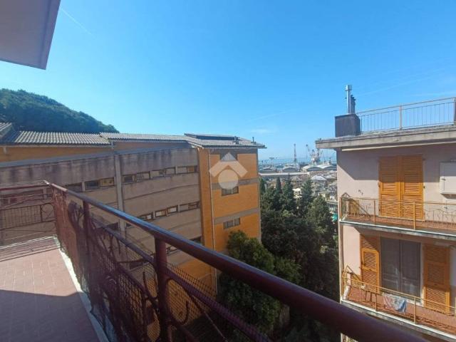 Quadrilocale in vendita a Genova via sery, 7, Sestri Ponente