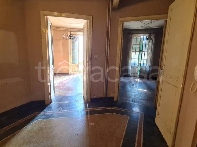 Quadrilocale in vendita a Genova via Tullio Molteni, 4, Sampierdarena