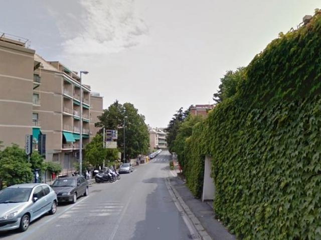 Quadrilocale in vendita a Genova, Albaro