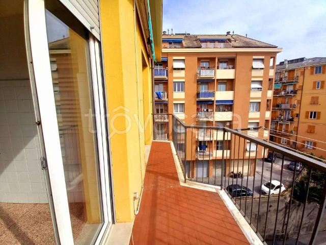 Quadrilocale in vendita a Genova corso Europa, Borgoratti