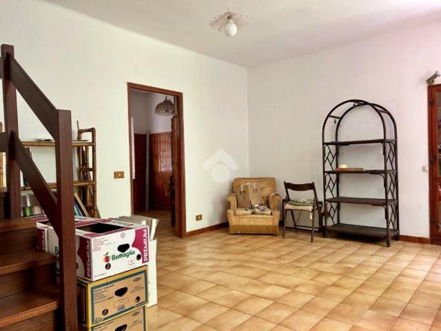 Quadrilocale in vendita a Genova, Dinegro