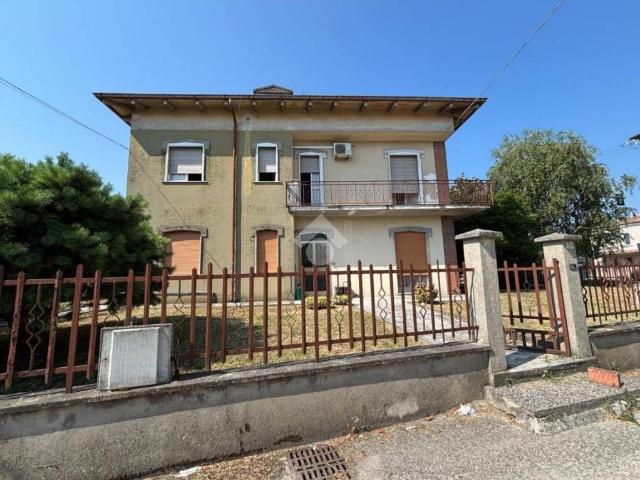 Quadrilocale in vendita a Ghisiolo, San Giorgio Bigarello