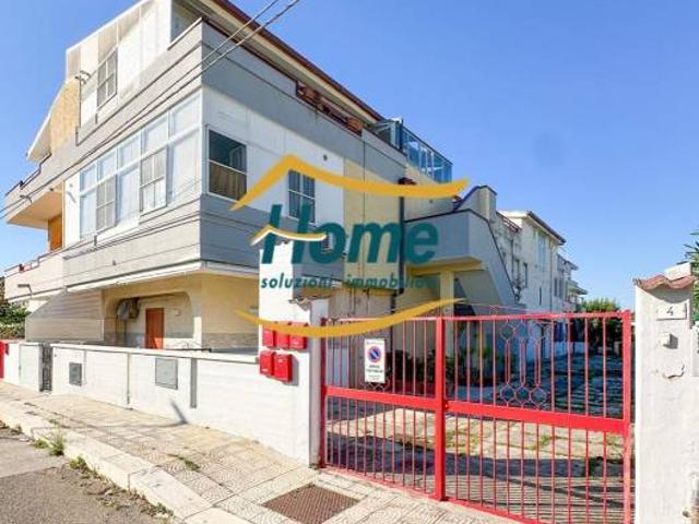 Quadrilocale in vendita a Ginosa via Chieti, 4, Marina Di Ginosa