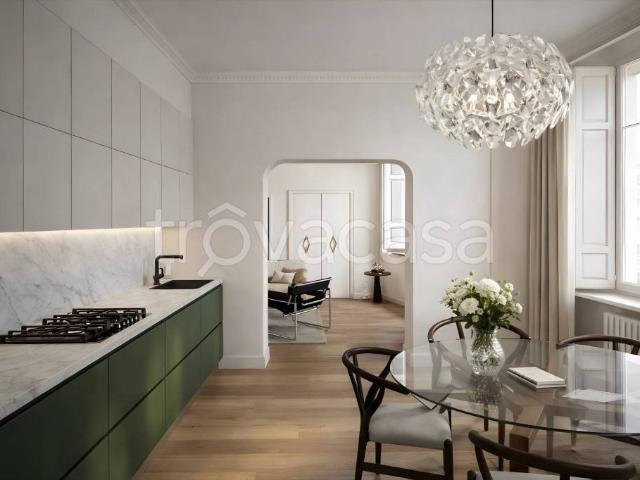 Quadrilocale in vendita a Lucca via delle Sette Arti, Piazza Anfiteatro Torre Guinigi