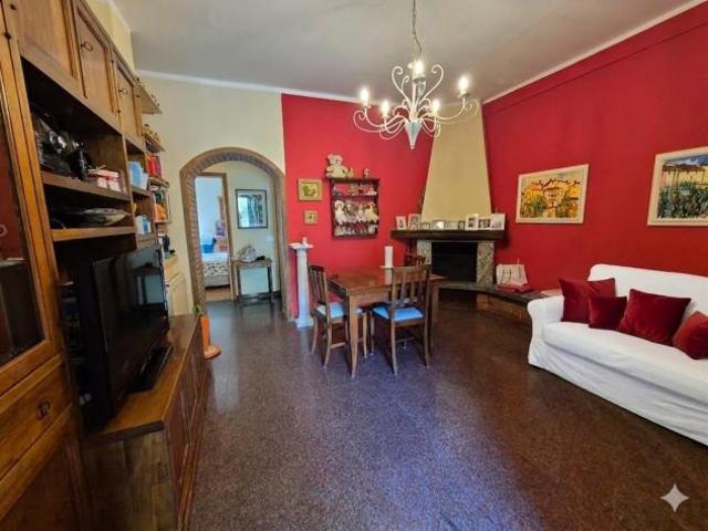 Quadrilocale in vendita a Luni