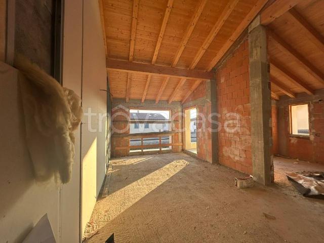 Quadrilocale in vendita a Lurano