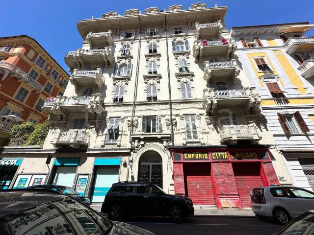 Quadrilocale in vendita a La Spezia via Roma, 24, Centro Storico