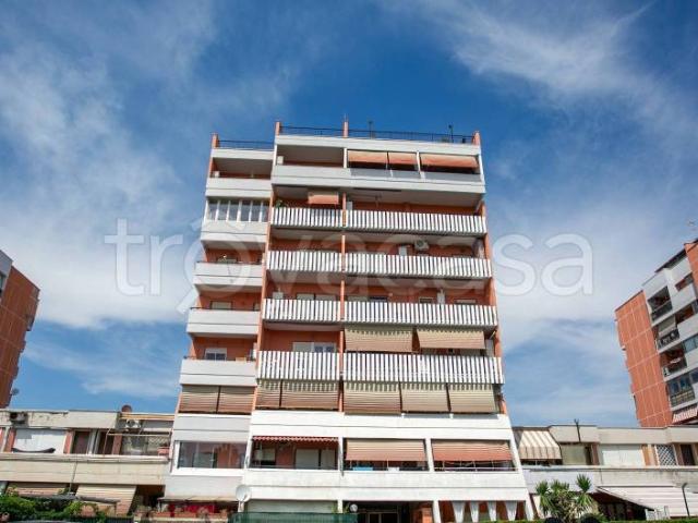 Quadrilocale in vendita a Ladispoli via Firenze