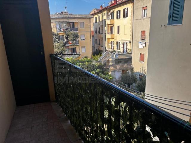 Quadrilocale in vendita a Livorno viale Giosuè Carducci, 47