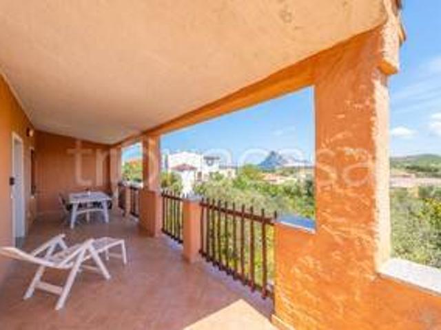 Quadrilocale in vendita a Loiri Porto San Paolo via del Sole, 6