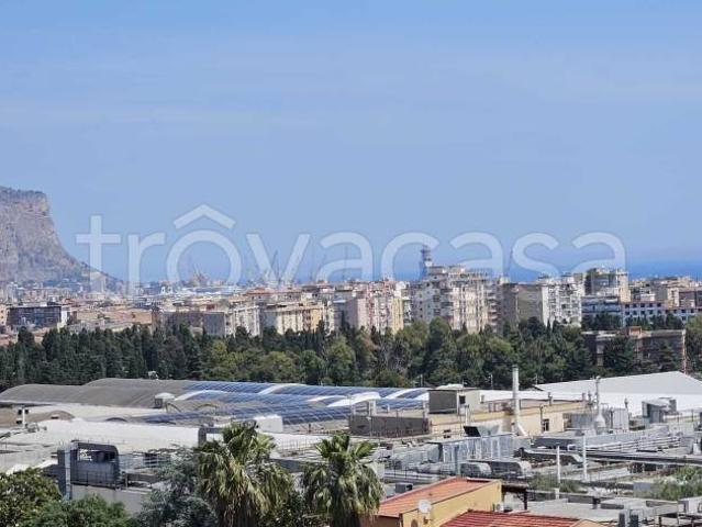 Quadrilocale in vendita a Palermo via dell'Orsa Maggiore, Guadagna