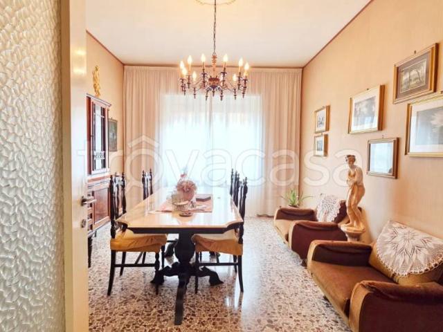 Quadrilocale in vendita a Palestrina viale Pio XII
