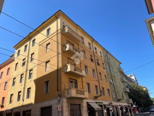 Quadrilocale in vendita a Parma via g.B.Borghesi, 1, Centro Storico