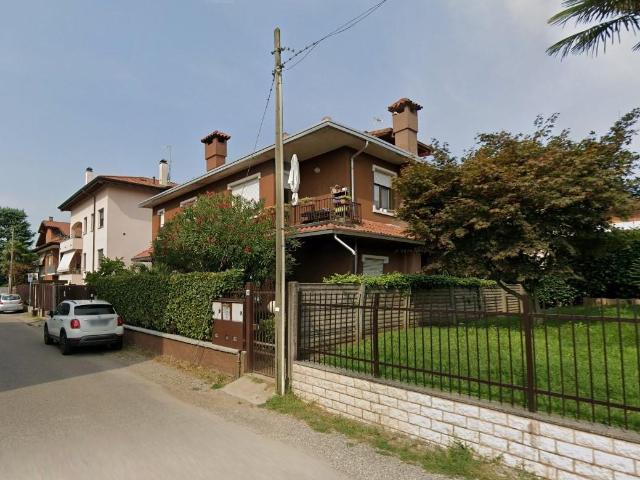 Quadrilocale in vendita a Parabiago