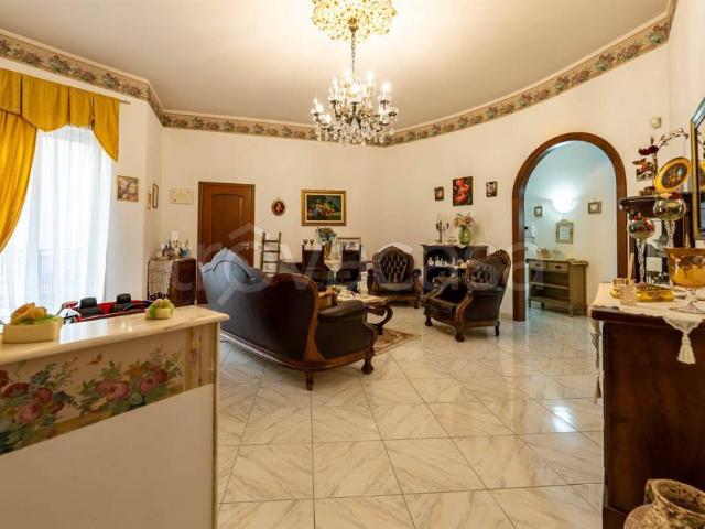 Quadrilocale in vendita a Paternò