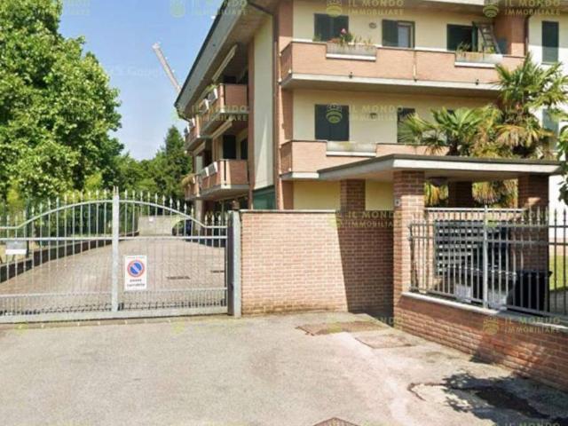 Quadrilocale in vendita a Paullo via Gobetti, 14