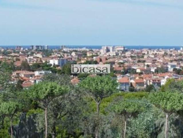 Quadrilocale in vendita a Pesaro via del Novecento, 53, Celletta Santa Veneranda