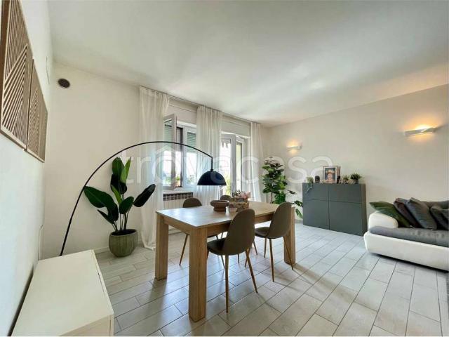 Quadrilocale in vendita a Pescantina via Colli, 42