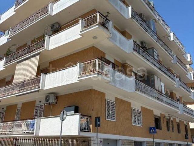 Quadrilocale in vendita a Pescara, Porto Turistico