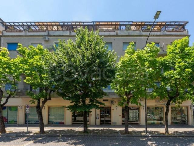 Quadrilocale in vendita a Pescara, Porta Nuova