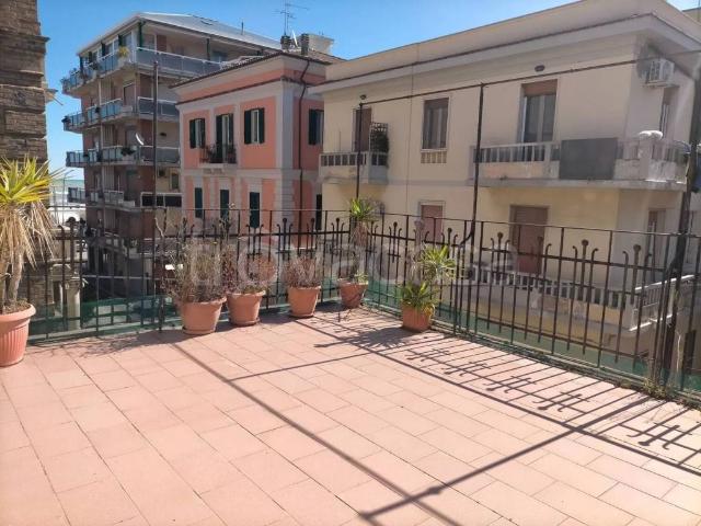 Quadrilocale in vendita a Pescara, Piazza Salotto Corso Umberto