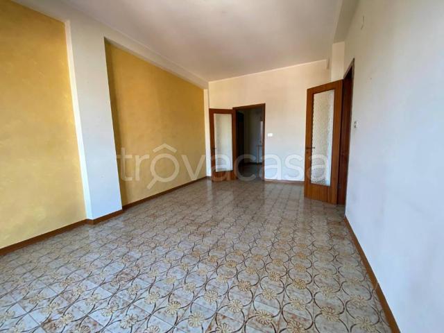 Quadrilocale in vendita a Pescara via Salara Vecchia, Stazione Centrale Corso Vittorio