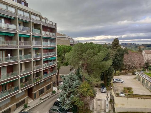 Quadrilocale in vendita a Perugia