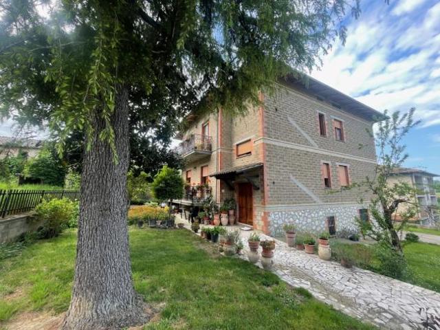 Quadrilocale in vendita a Perugia