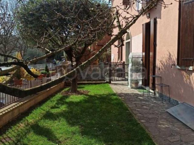 Quadrilocale in vendita a Pianoro via di Riosto, 7