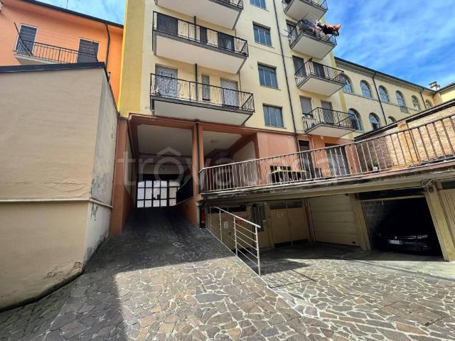 Quadrilocale in vendita a Piacenza, Centro città