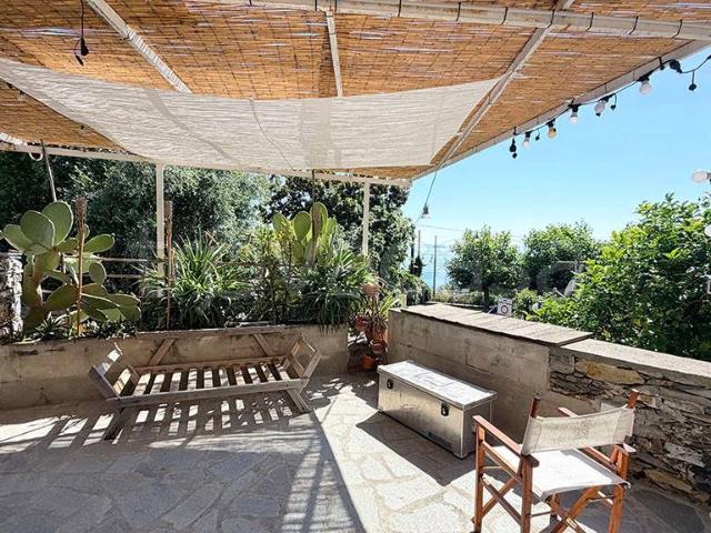 Quadrilocale in vendita a Pieve Ligure via Demola
